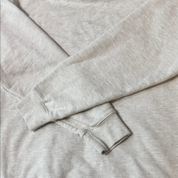 Market Studios Heather Gray Hoodie             (Pre-owned) - Picture 9 of 12